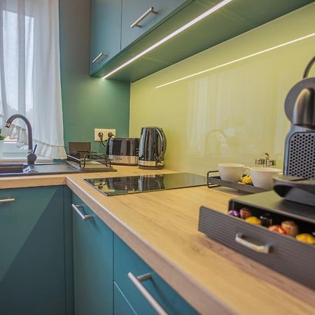 Viktoria Apartman ギュラ エクステリア 写真