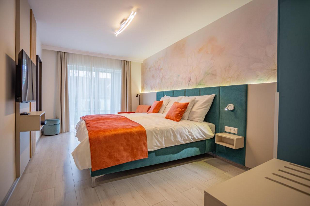 Viktoria Apartman ギュラ エクステリア 写真