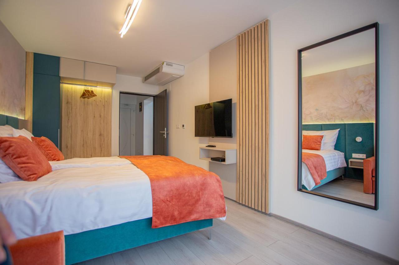 Viktoria Apartman ギュラ エクステリア 写真
