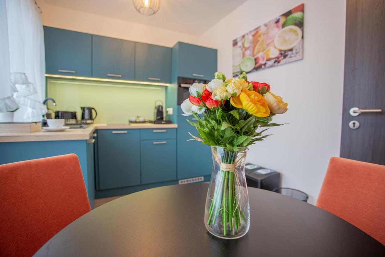 Viktoria Apartman ギュラ エクステリア 写真