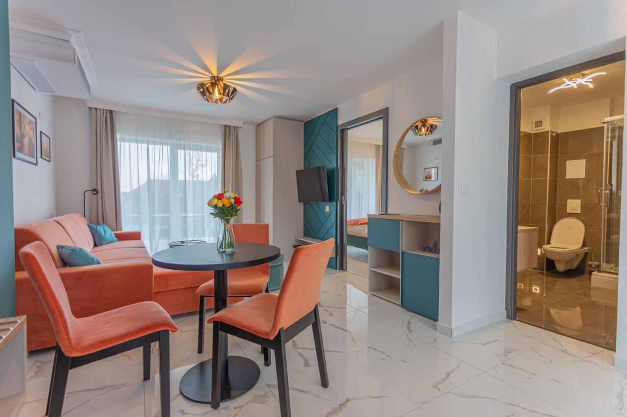 Viktoria Apartman ギュラ エクステリア 写真