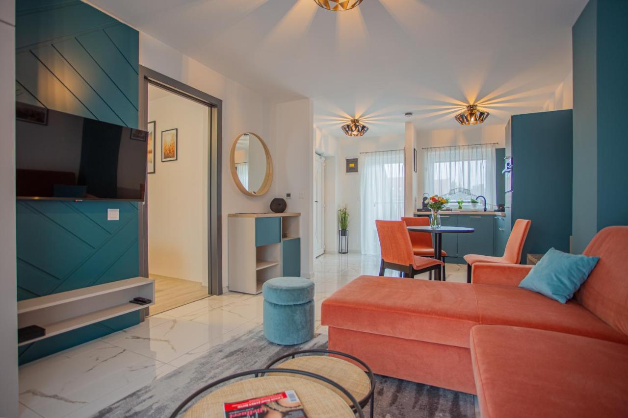 Viktoria Apartman ギュラ エクステリア 写真