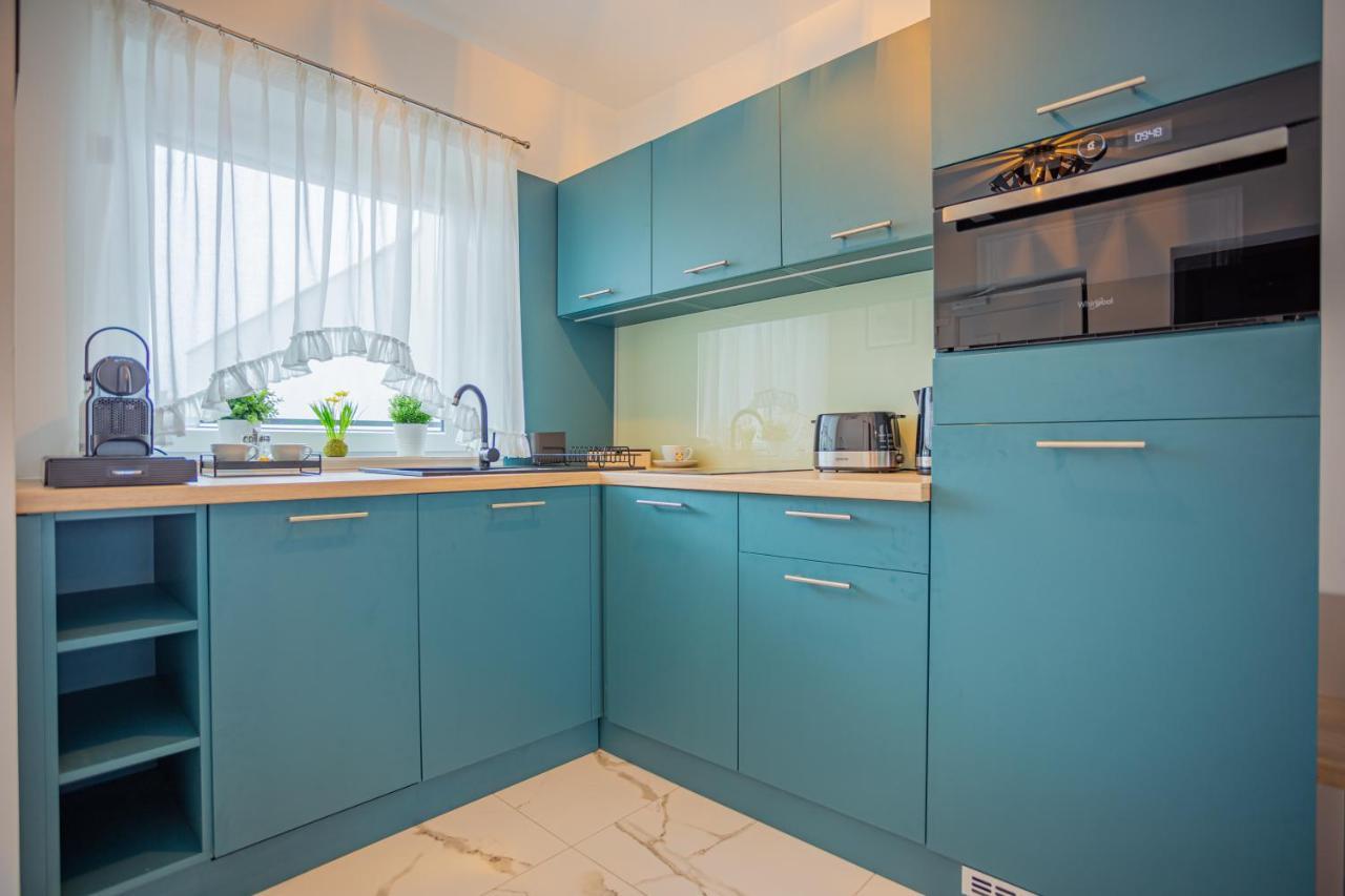 Viktoria Apartman ギュラ エクステリア 写真
